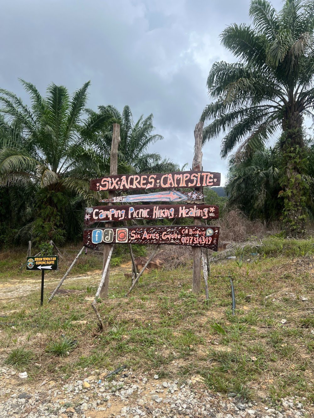 Entrance signboard